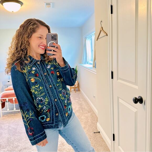 Vintage Guni Fashions Denim Floral Embroidered Button Front Top Jacket S - Picture 1 of 15